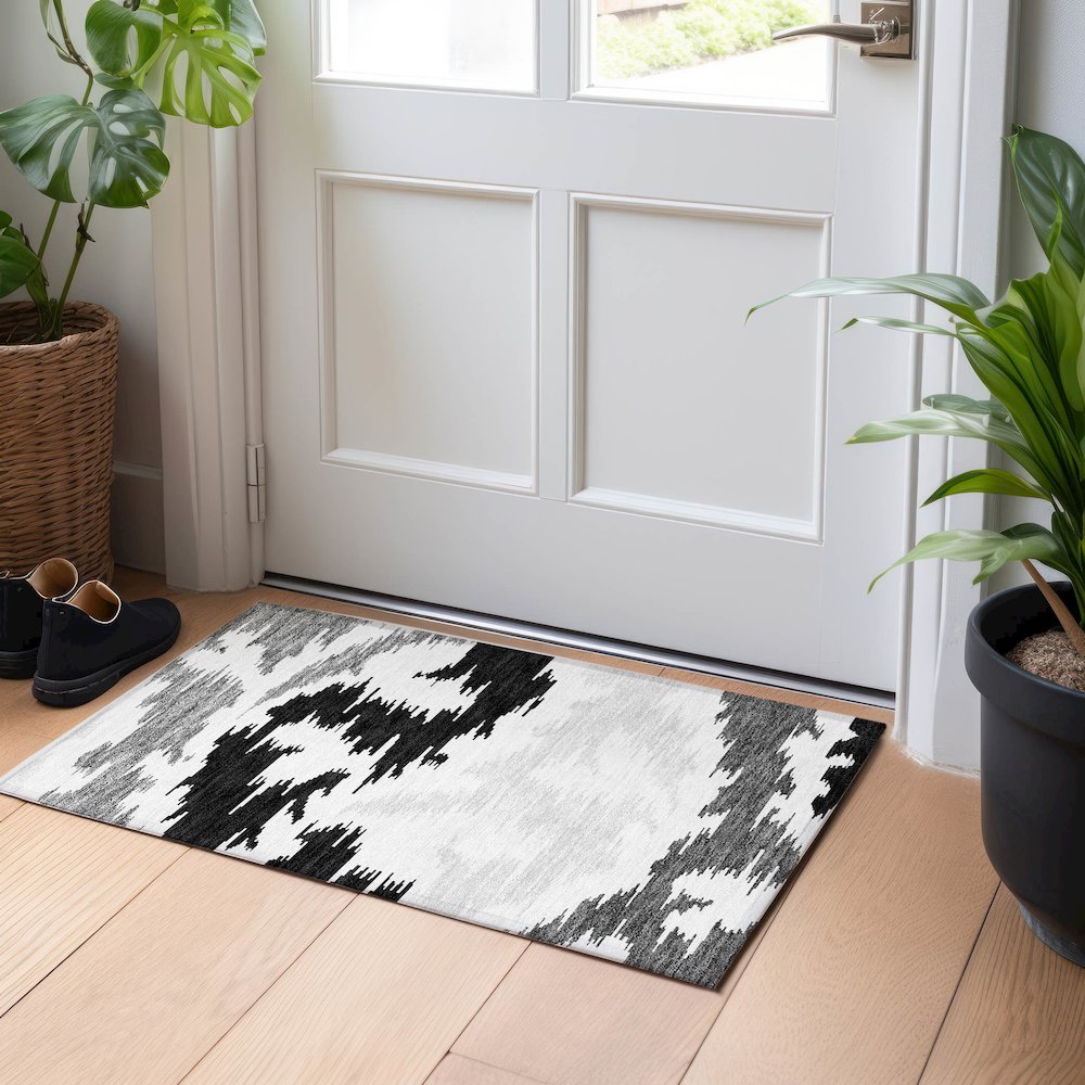 Premium Machine Washable Mayfield AMF746 Black 1'8" x 2'6" Rug. Picture 5