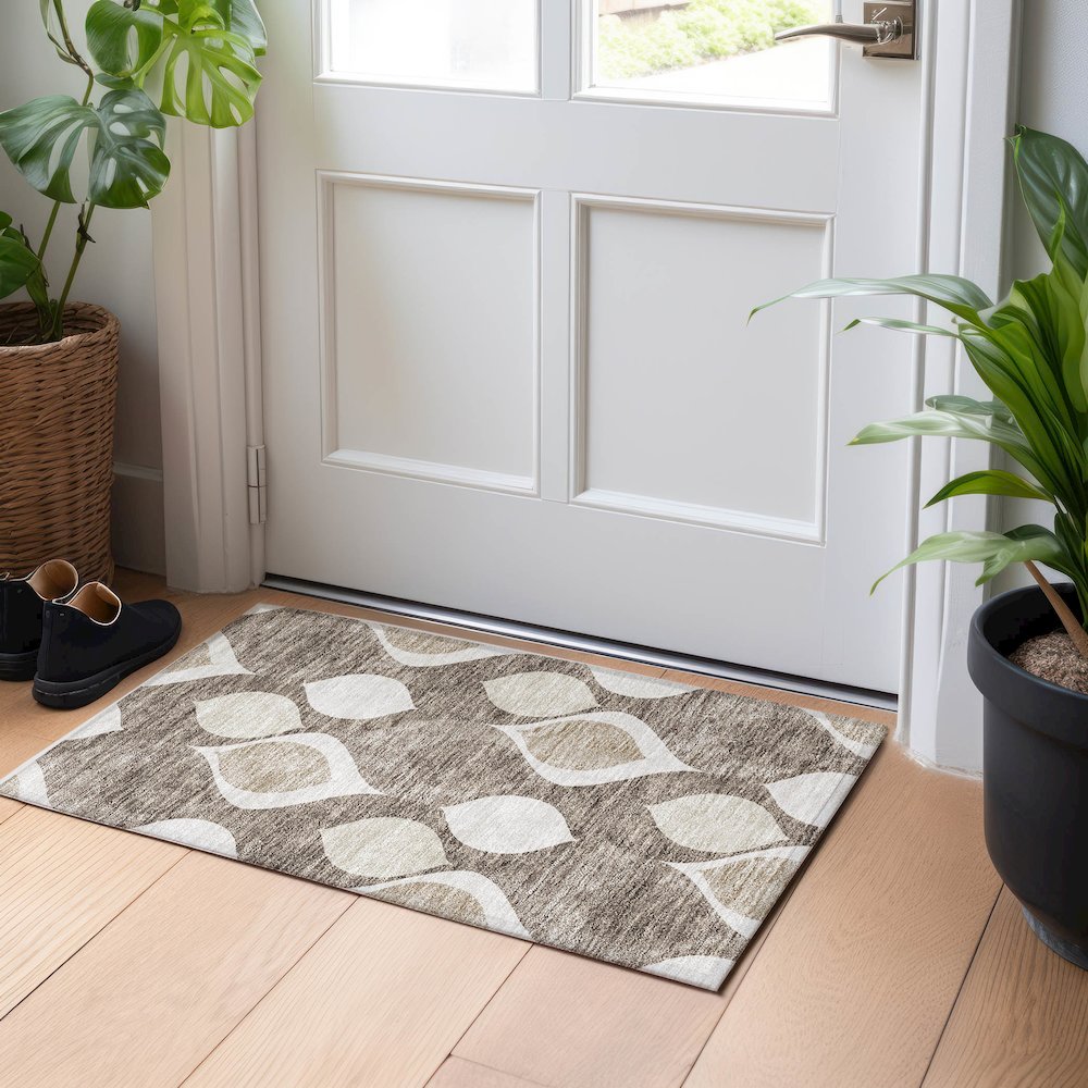 Premium Machine Washable Mayfield AMF749 Taupe 1'8" x 2'6" Rug. Picture 5