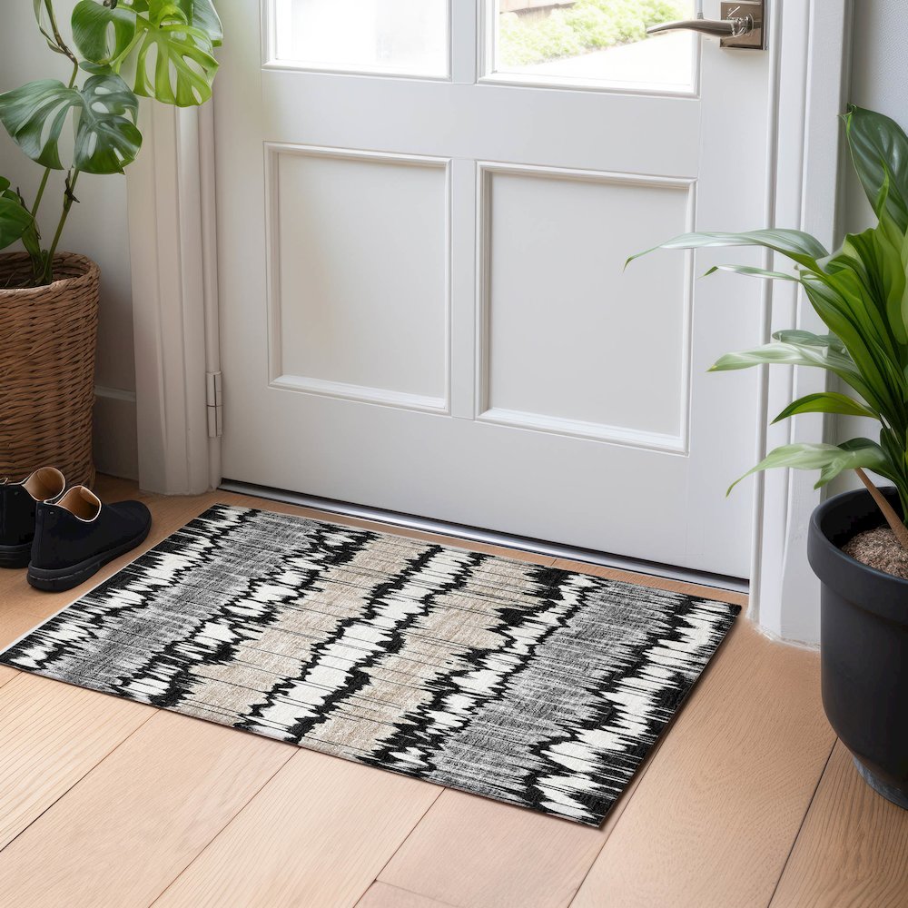 Premium Machine Washable Mayfield AMF755 Black 1'8" x 2'6" Rug. Picture 5