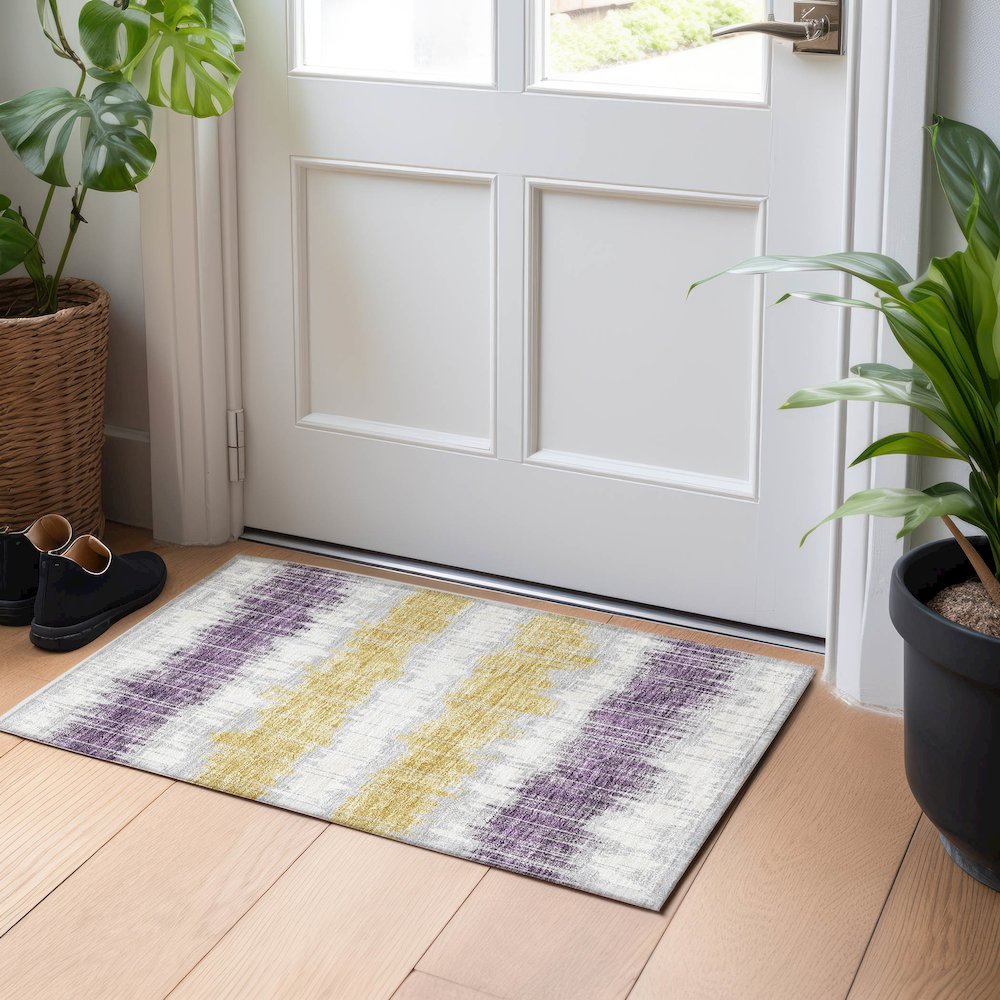 Premium Machine Washable Mayfield AMF755 Silver 1'8" x 2'6" Rug. Picture 5