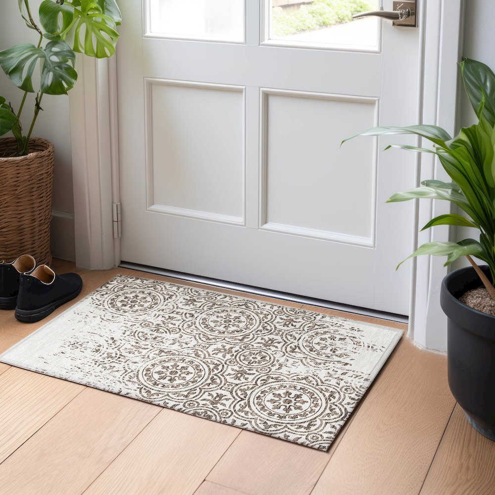 Premium Machine Washable Mayfield AMF758 Chocolate 1'8" x 2'6" Rug. Picture 5