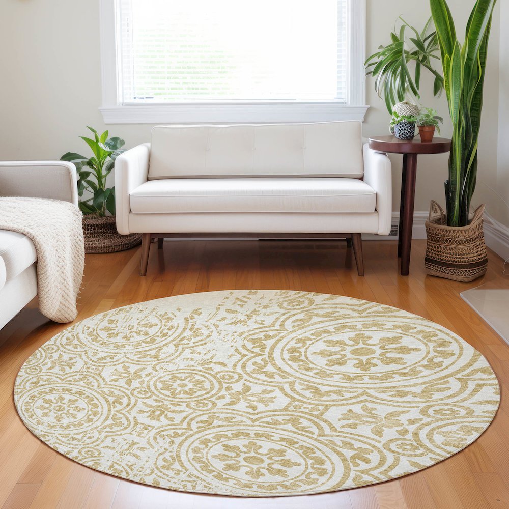 Premium Machine Washable Mayfield AMF758 Gold 8' x 8' Round Rug. Picture 5