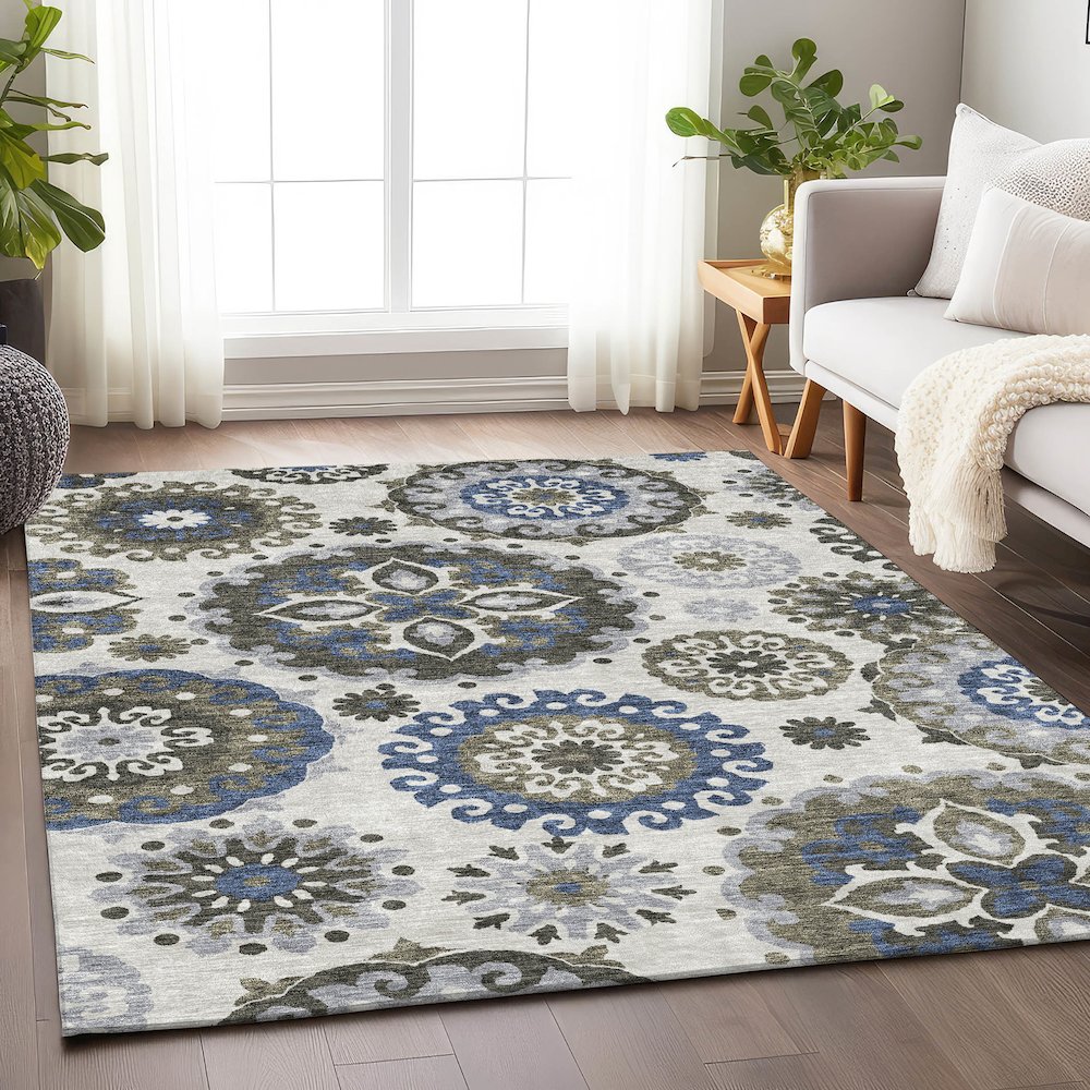 Premium Machine Washable Mayfield AMF763 Pewter 2'6" x 3'10" Rug. Picture 5