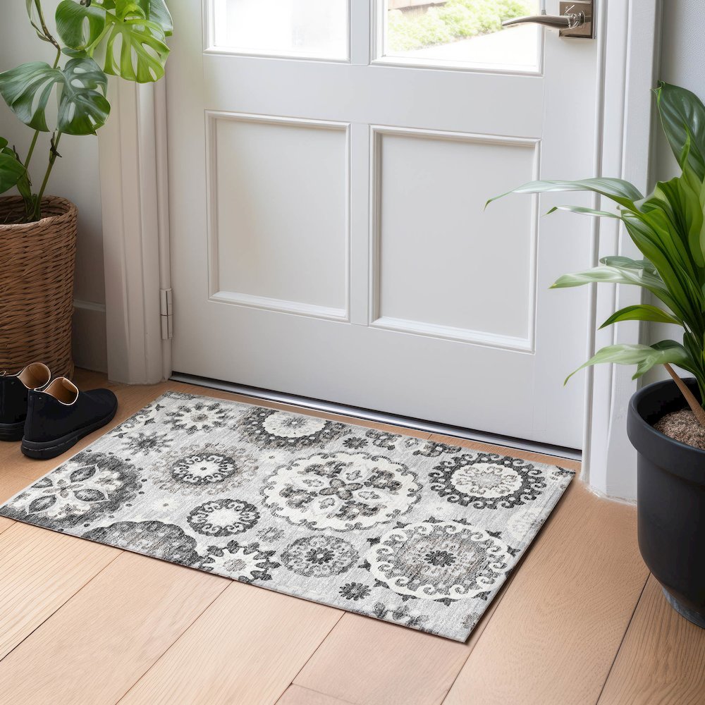 Premium Machine Washable Mayfield AMF763 Silver 1'8" x 2'6" Rug. Picture 5