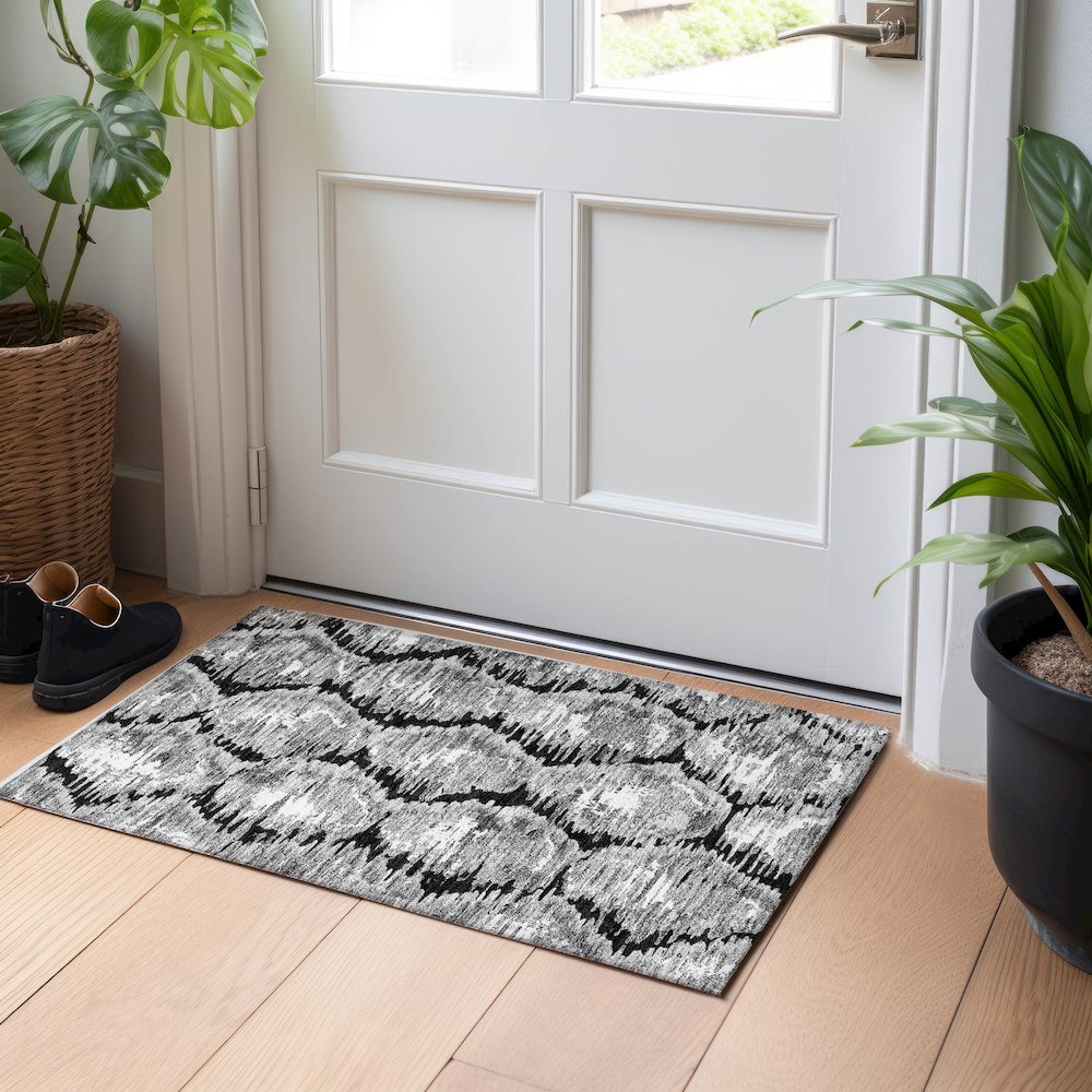 Premium Machine Washable Mayfield AMF767 Black 1'8" x 2'6" Rug. Picture 5