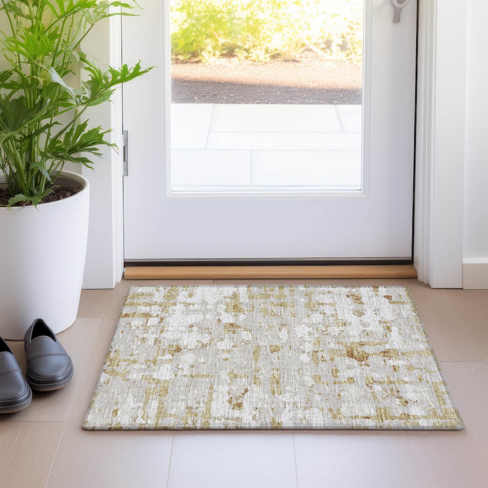 Premium Machine Washable Mayfield  Caramel 1'8" x 2'6" Rug. Picture 5