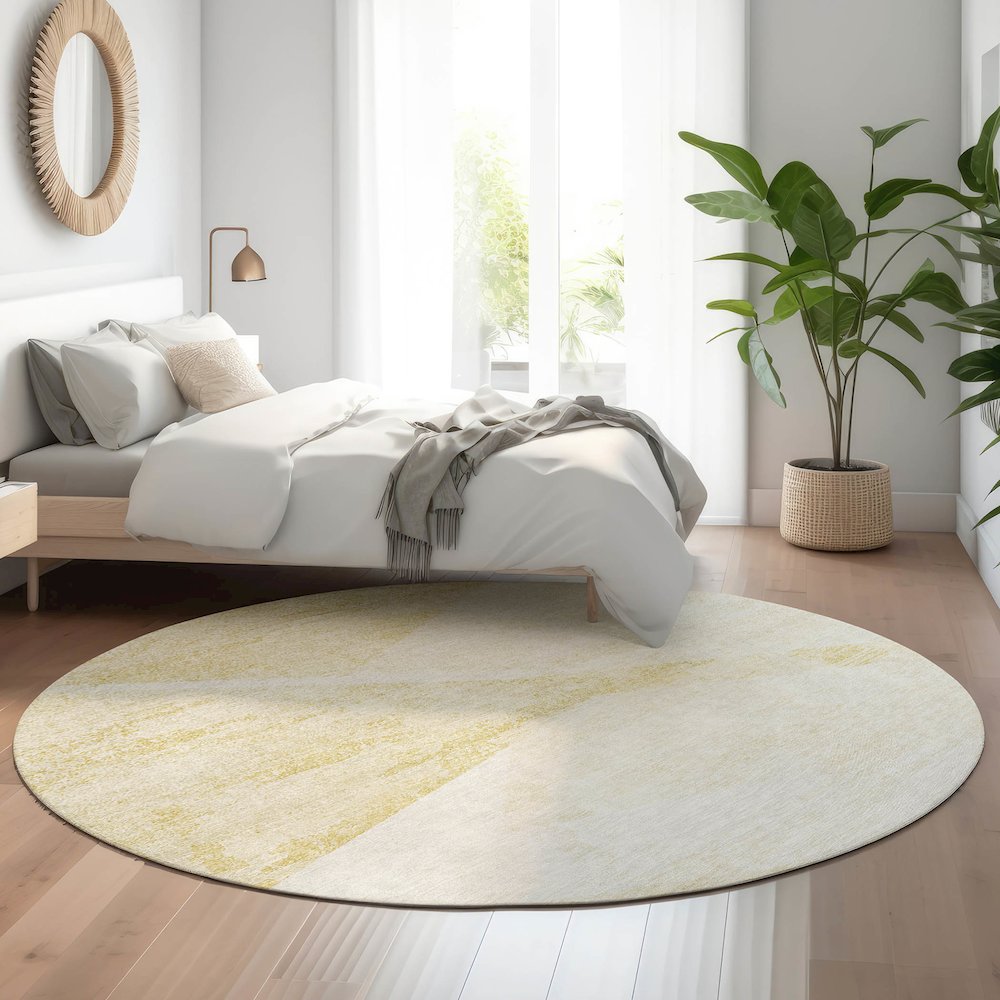 Premium Machine Washable Mayfield AMF770 Gold 8' x 8' Round Rug. Picture 5