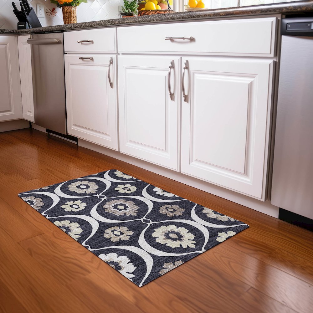Premium Machine Washable Mayfield AMF858 Black 1'8" x 2'6" Rug. Picture 5