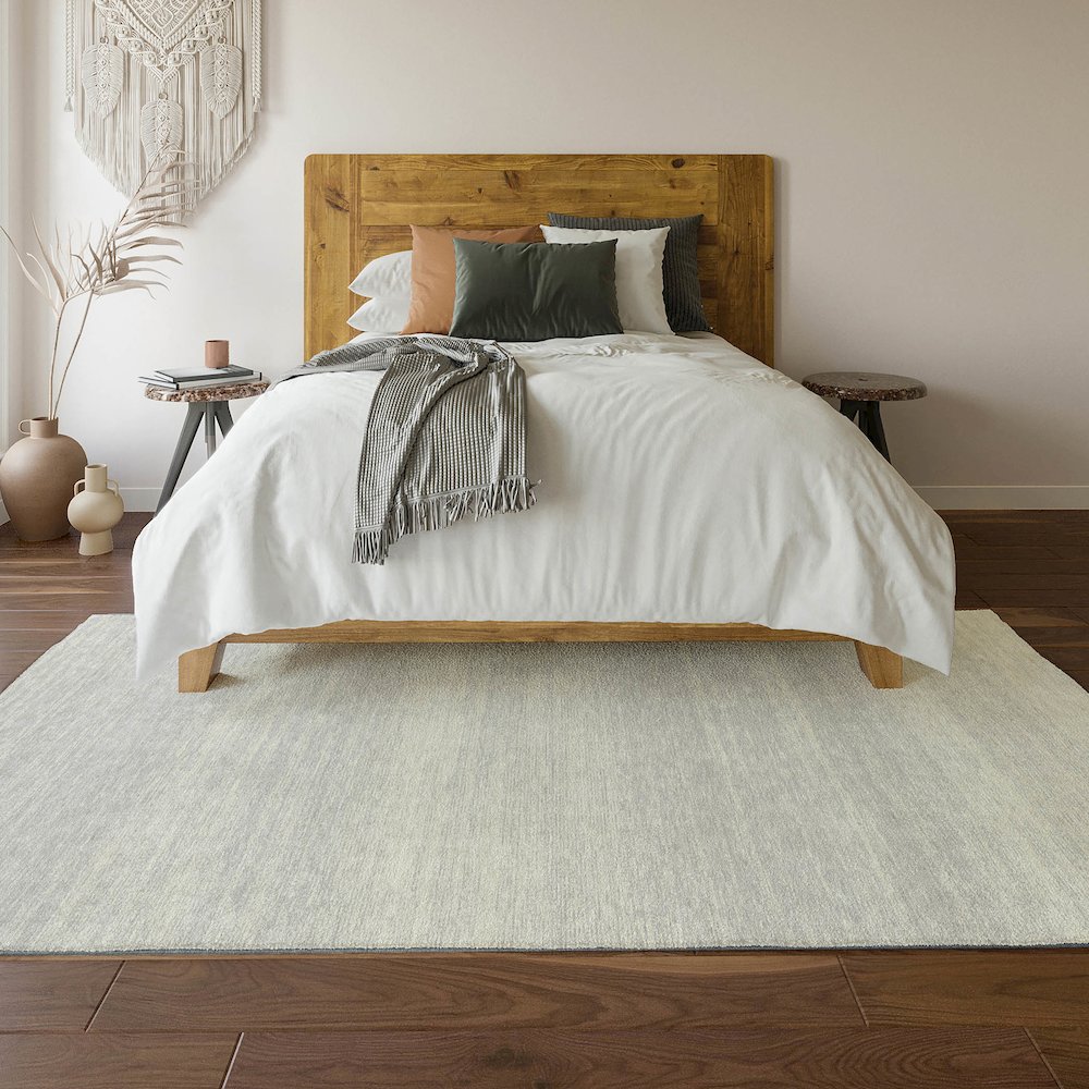 Premium Machine Washable Mayfield AMF859 Silver 2'6" x 3'10" Rug. Picture 6