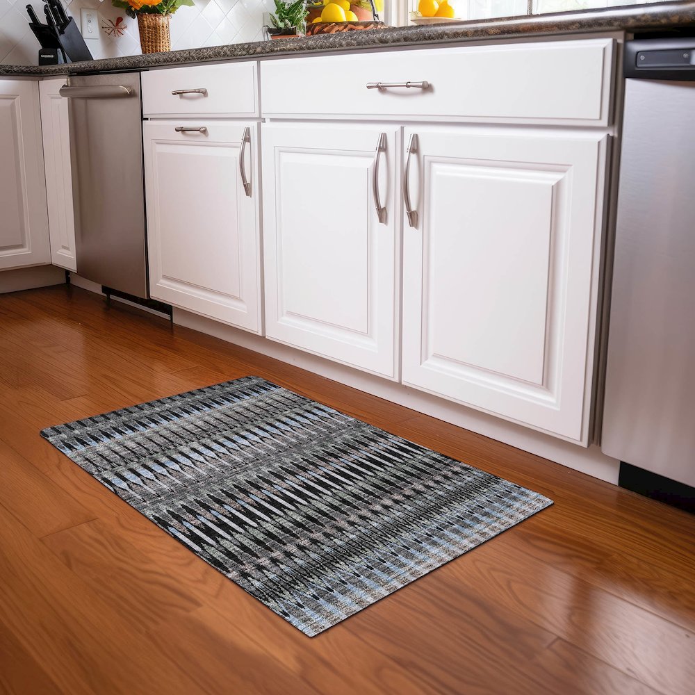 Premium Machine Washable Mayfield AMF860 Black 1'8" x 2'6" Rug. Picture 5