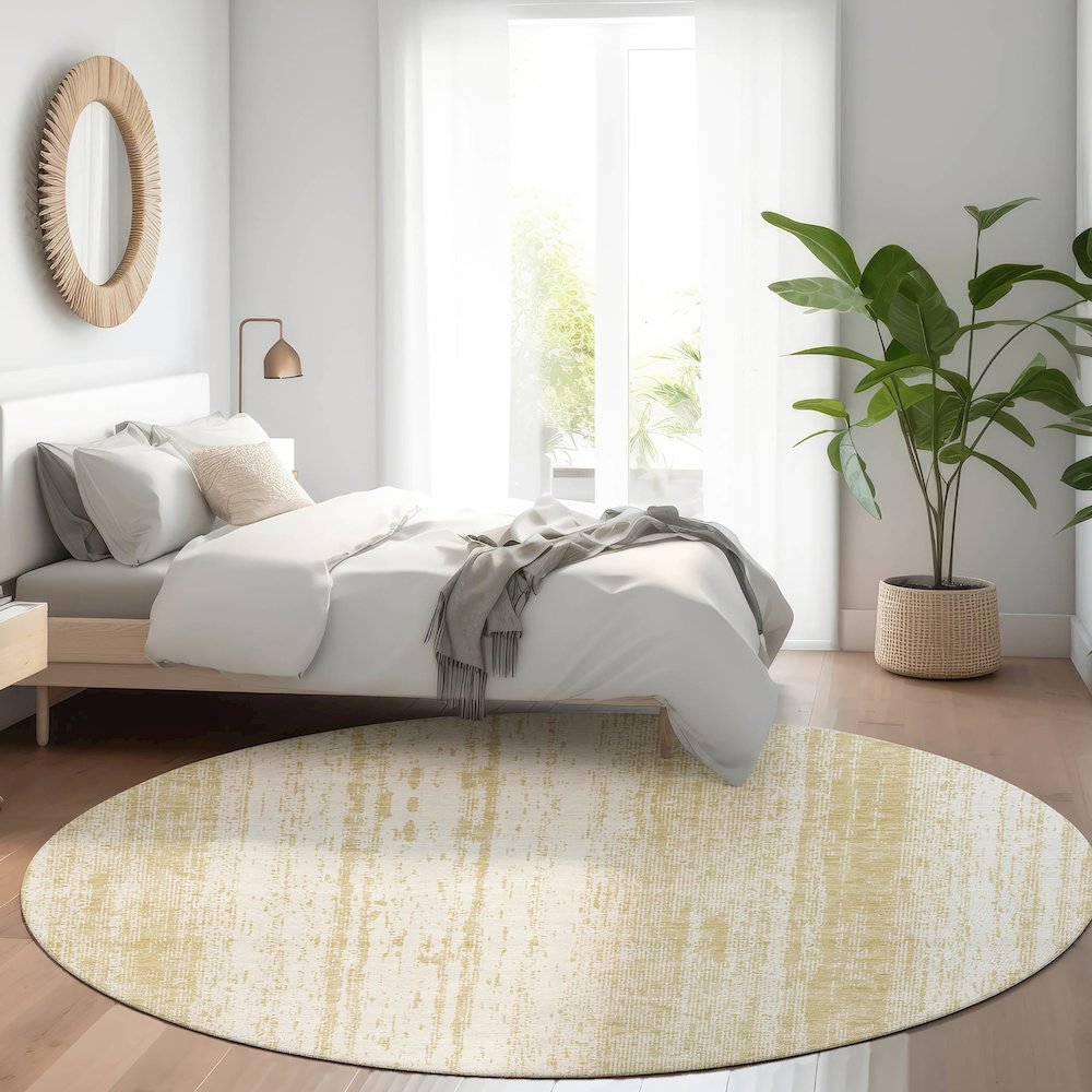 Premium Machine Washable Mayfield AMF861 Gold 8' x 8' Round Rug. Picture 5