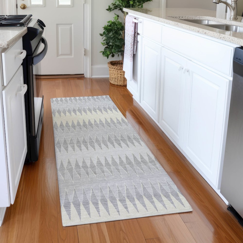 Premium Machine Washable Mayfield AMF867 Silver 2'3" x 7'6" Runner Rug. Picture 5