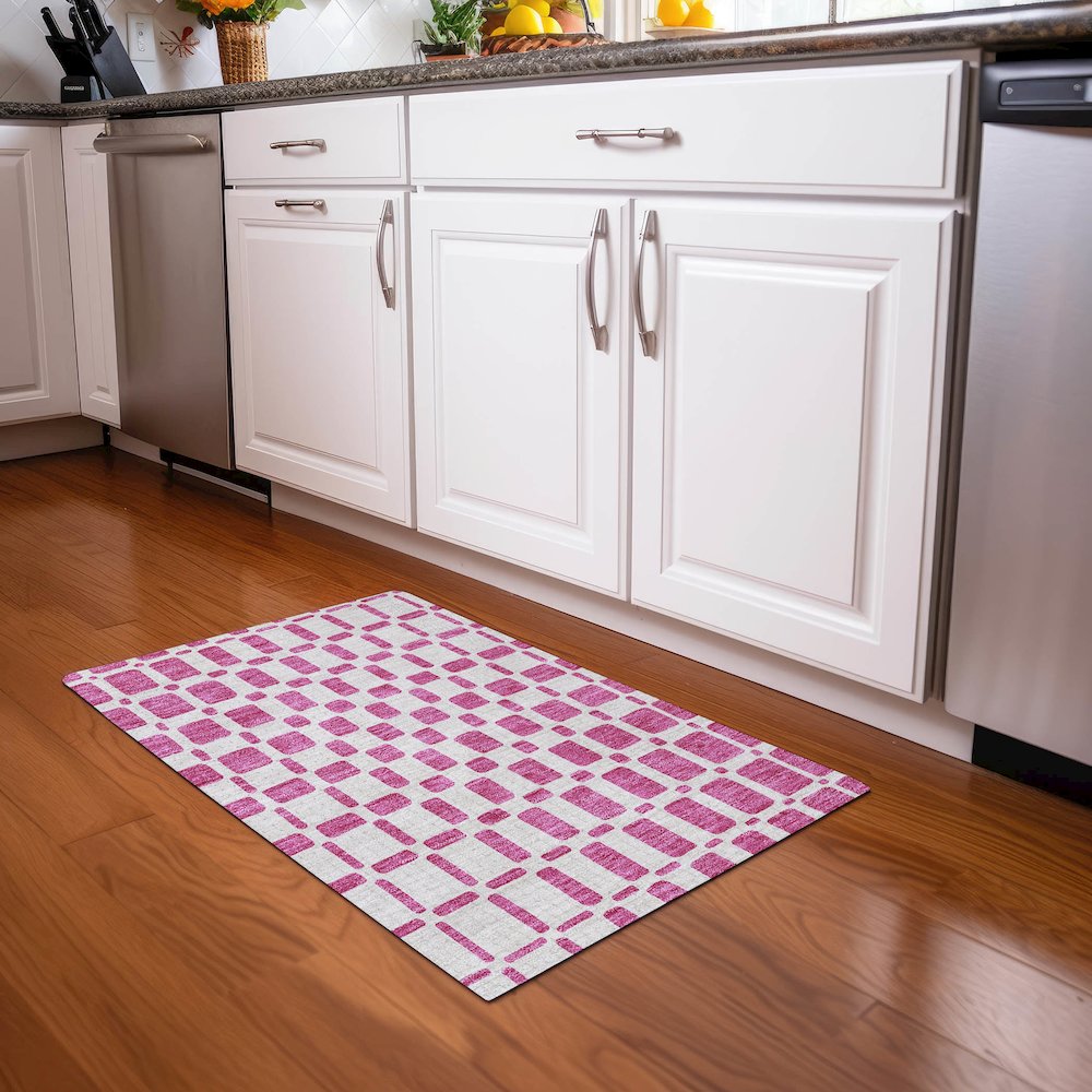 Premium Machine Washable Mayfield AMF871 Blush 1'8" x 2'6" Rug. Picture 5