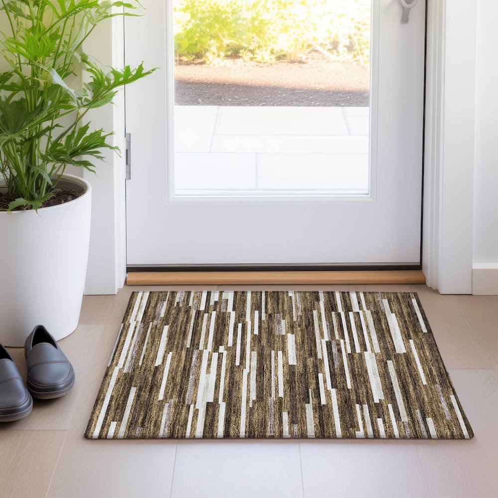 Premium Machine Washable Mayfield AMF894 Brown 1'8" x 2'6" Rug. Picture 5