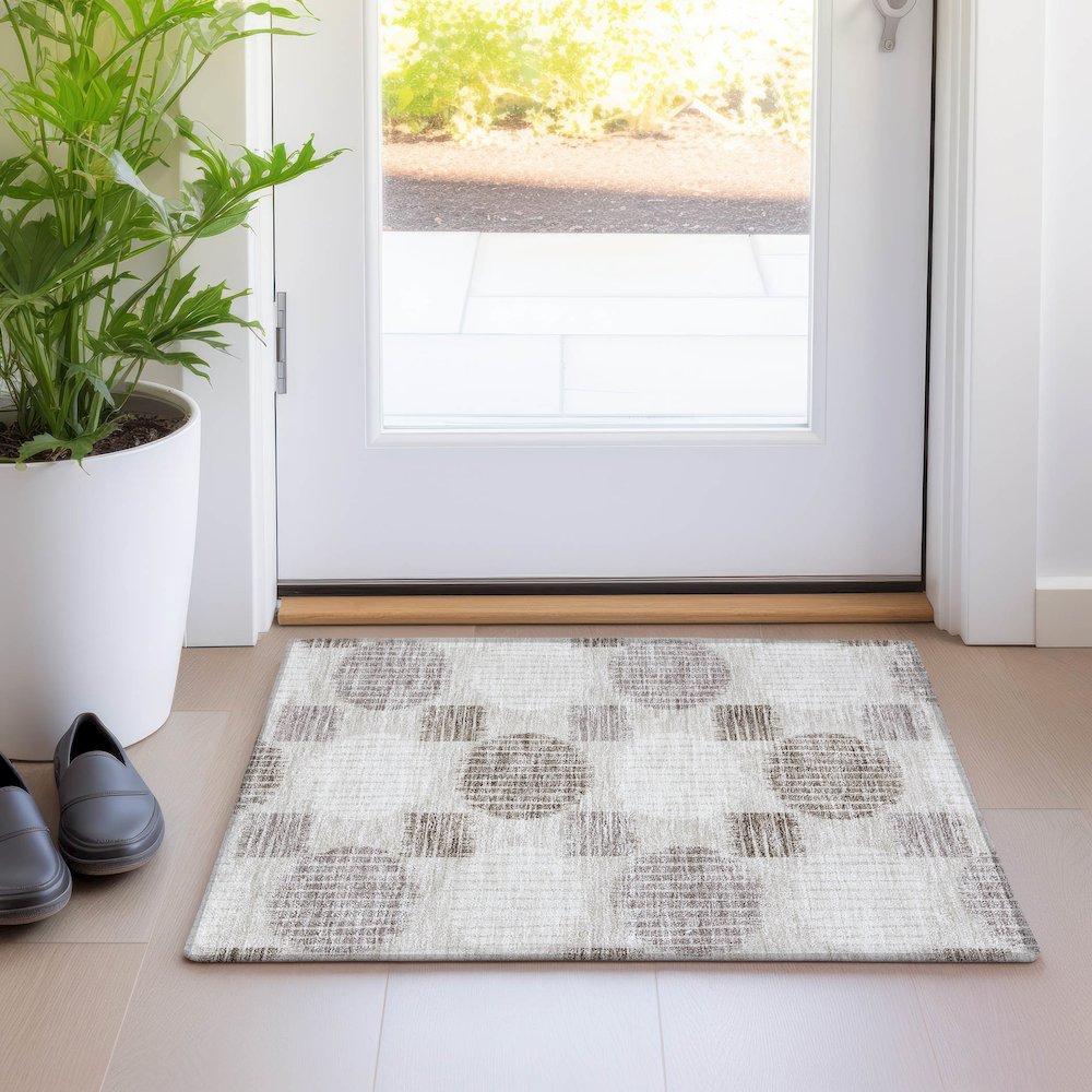 Premium Machine Washable Mayfield AMF900 Beige 1'8" x 2'6" Rug. Picture 5