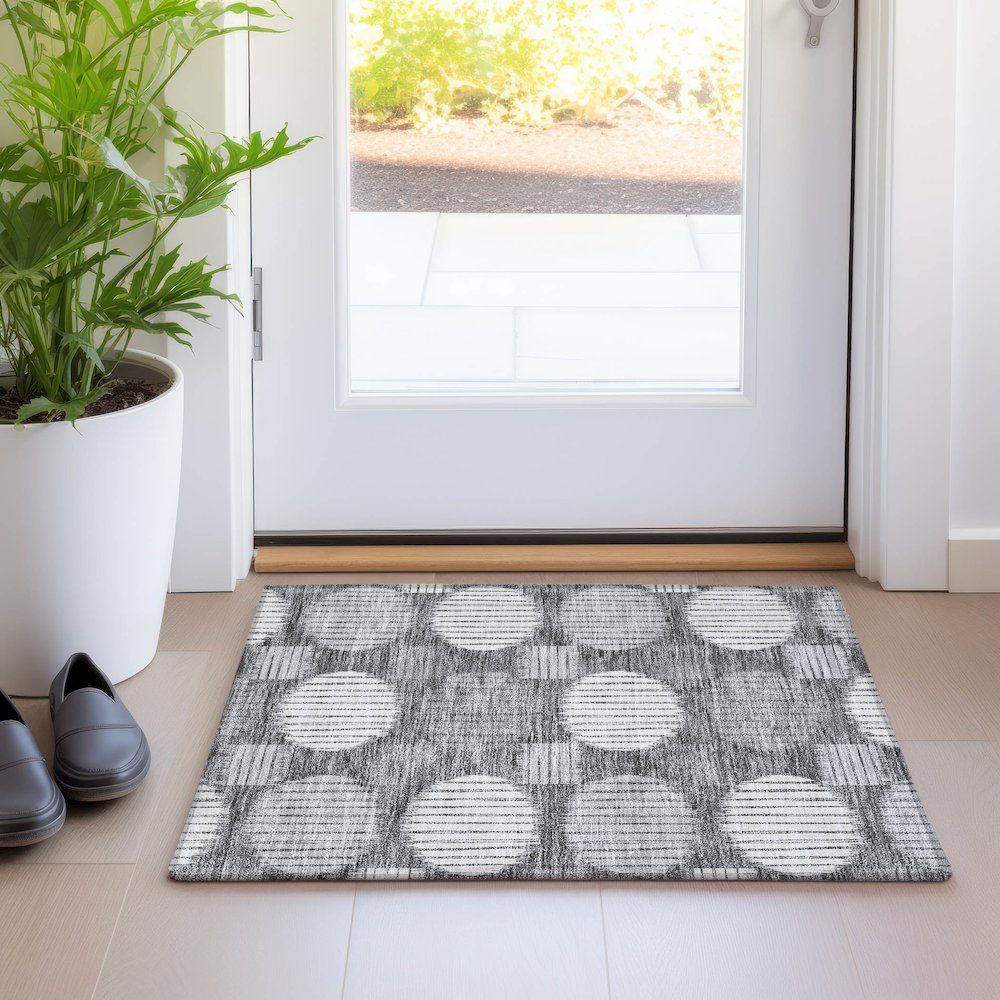 Premium Machine Washable Mayfield AMF900 Charcoal 1'8" x 2'6" Rug. Picture 5