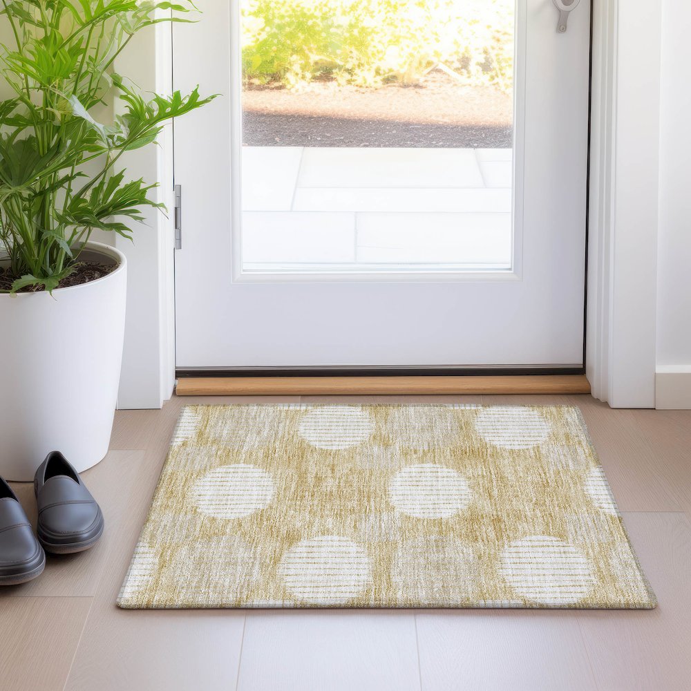 Premium Machine Washable Mayfield AMF900 Gold 1'8" x 2'6" Rug. Picture 5