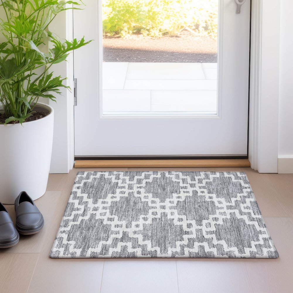 Premium Machine Washable Mayfield AMF902 Gray 1'8" x 2'6" Rug. Picture 5