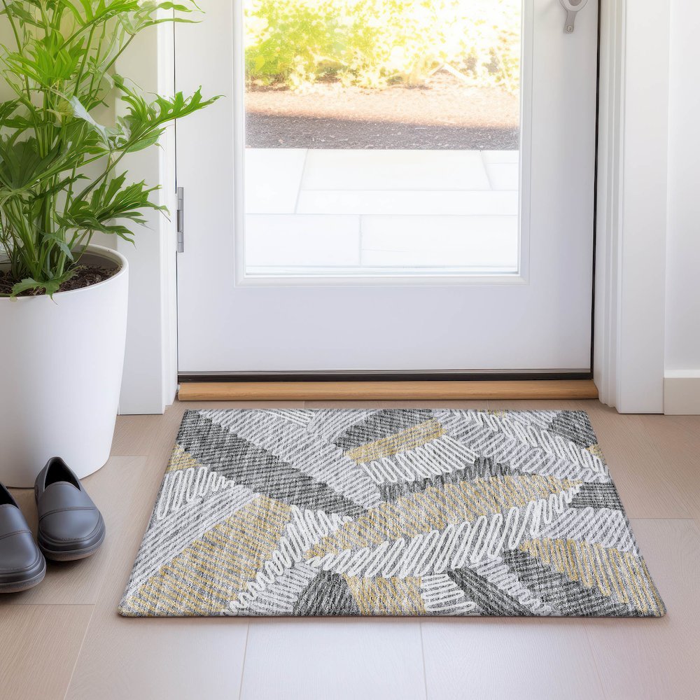 Premium Machine Washable Mayfield AMF904 Gray 1'8" x 2'6" Rug. Picture 5
