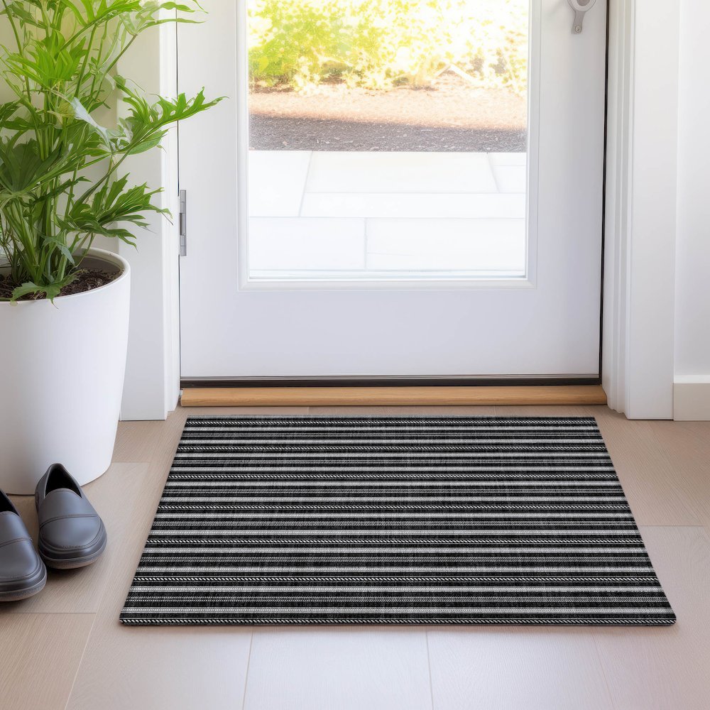 Premium Machine Washable Mayfield AMF929 Black 1'8" x 2'6" Rug. Picture 5