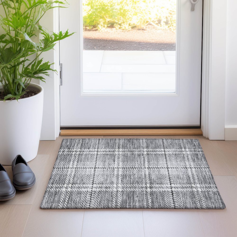 Premium Machine Washable Mayfield AMF935 Gray 1'8" x 2'6" Rug. Picture 5