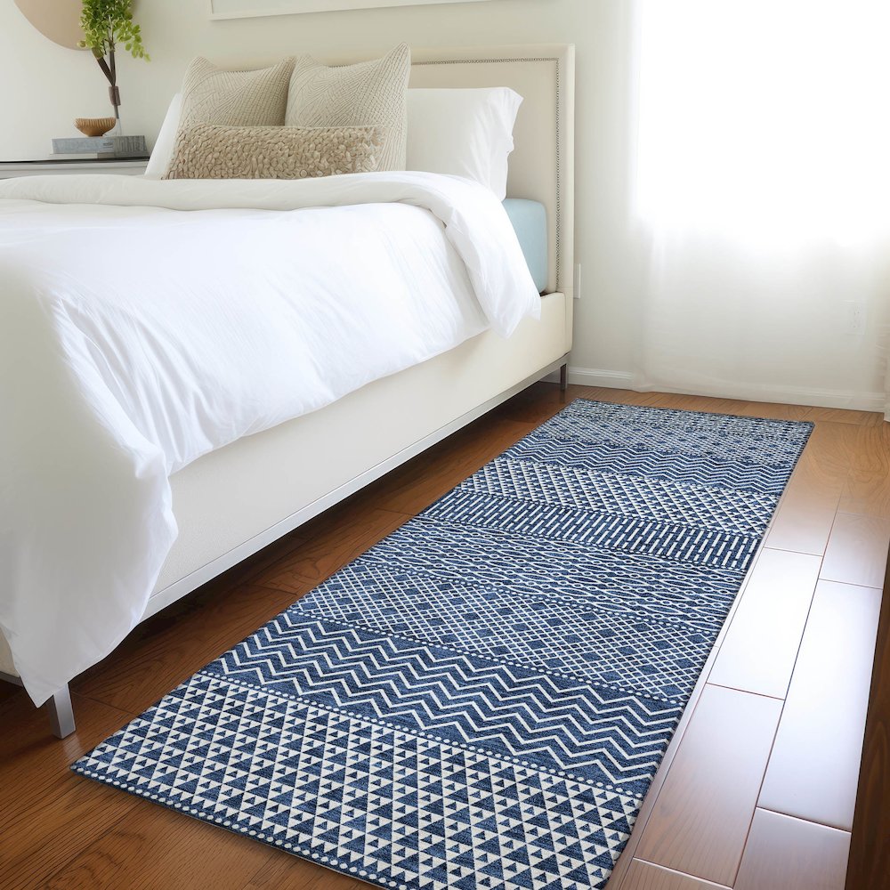Premium Machine Washable Mayfield AMF939 Navy 2'3" x 7'6" Runner Rug. Picture 5