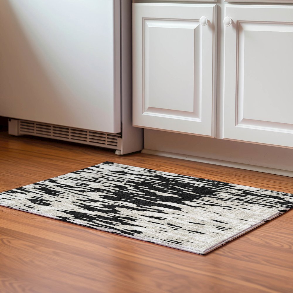 Premium Machine Washable Mayfield AMF945 Black 1'8" x 2'6" Rug. Picture 5