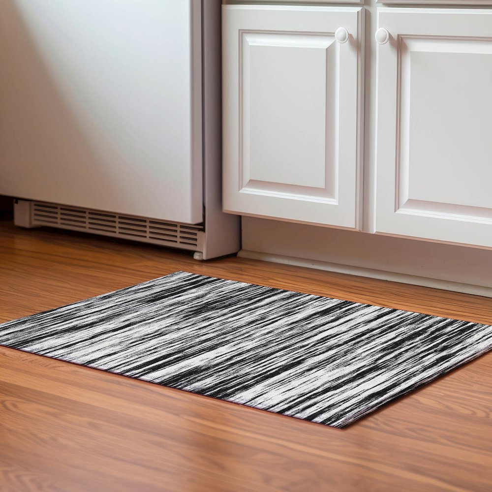 Premium Machine Washable Mayfield AMF951 Black 1'8" x 2'6" Rug. Picture 5