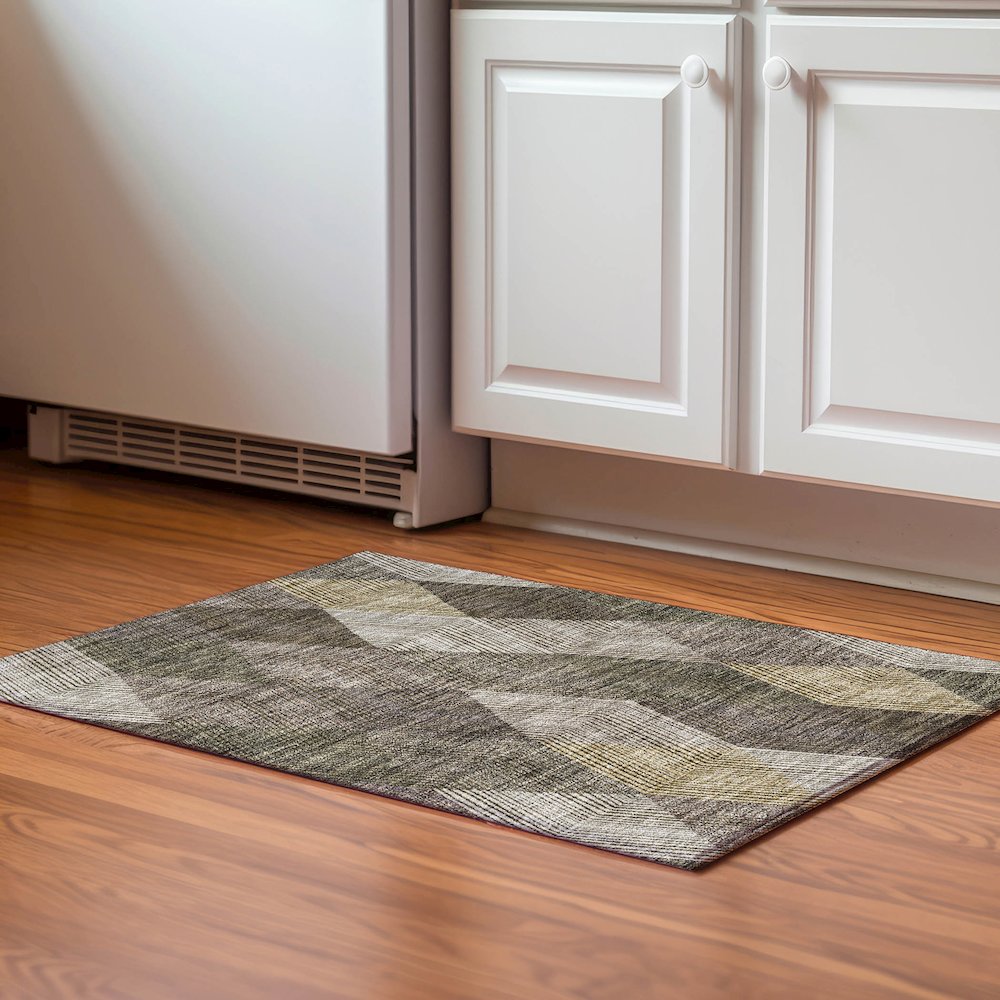 Premium Machine Washable Mayfield AMF962 Brown 1'8" x 2'6" Rug. Picture 5