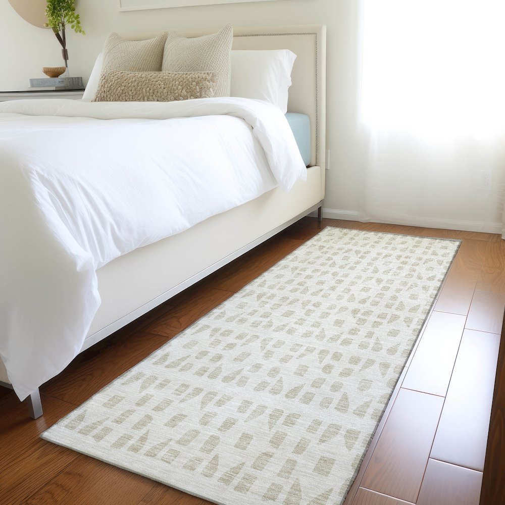 Premium Machine Washable Mayfield AMF963 Ivory 2'3" x 7'6" Runner Rug. Picture 5