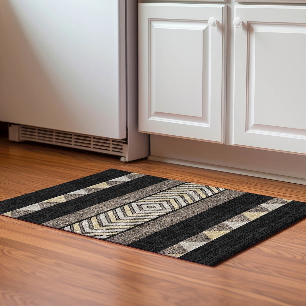 Premium Machine Washable Mayfield AMF965 Black 1'8" x 2'6" Rug. Picture 5