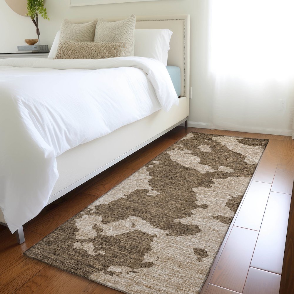 Premium Machine Washable Mayfield AMF975 Brown 2'3" x 7'6" Runner Rug. Picture 5