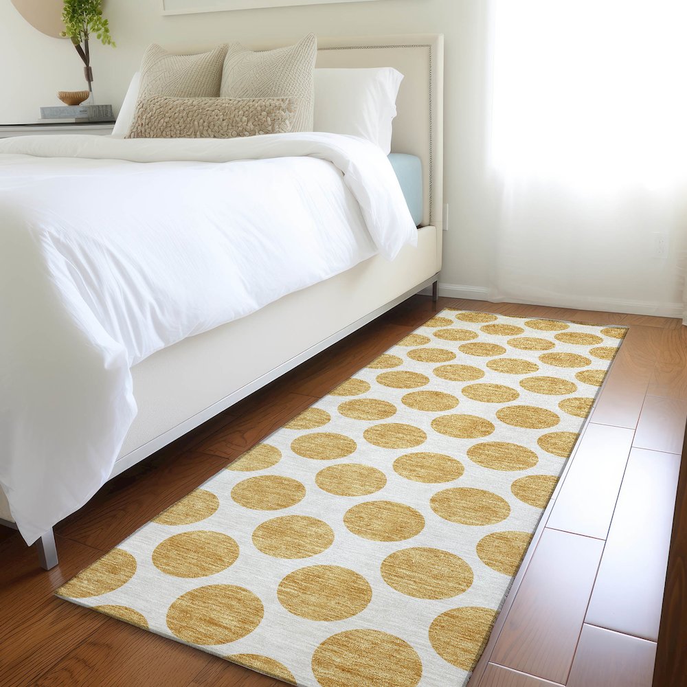 Premium Machine Washable Mayfield AMF980 Gold 2'3" x 7'6" Runner Rug. Picture 5