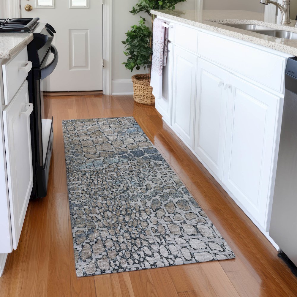 Premium Machine Washable Mayfield AMF988 Silver 2'3" x 7'6" Runner Rug. Picture 5