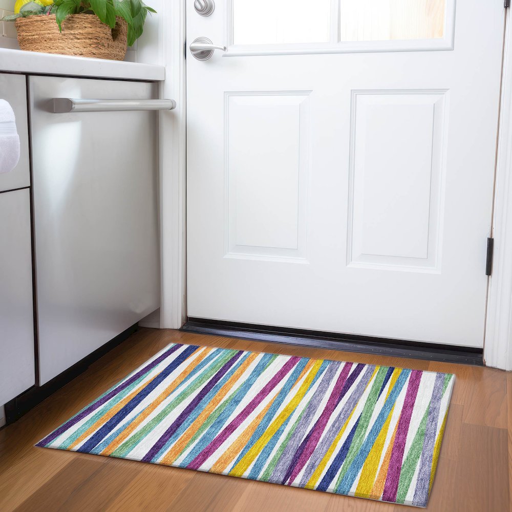 Premium Machine Washable Mayfield AMF997 White 1'8" x 2'6" Rug. Picture 5
