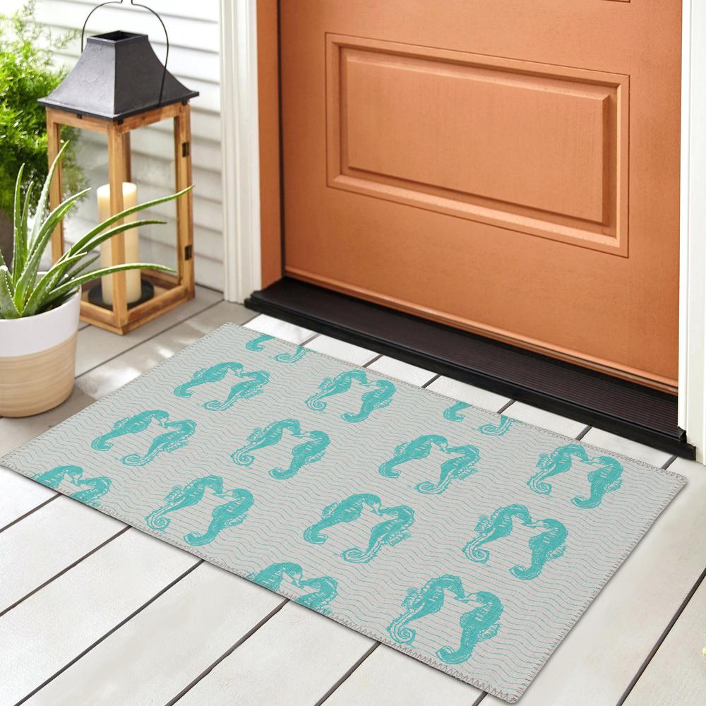 Indoor/Outdoor Surfside ASR45 Aqua Washable 1'8" x 2'6" Rug. Picture 2
