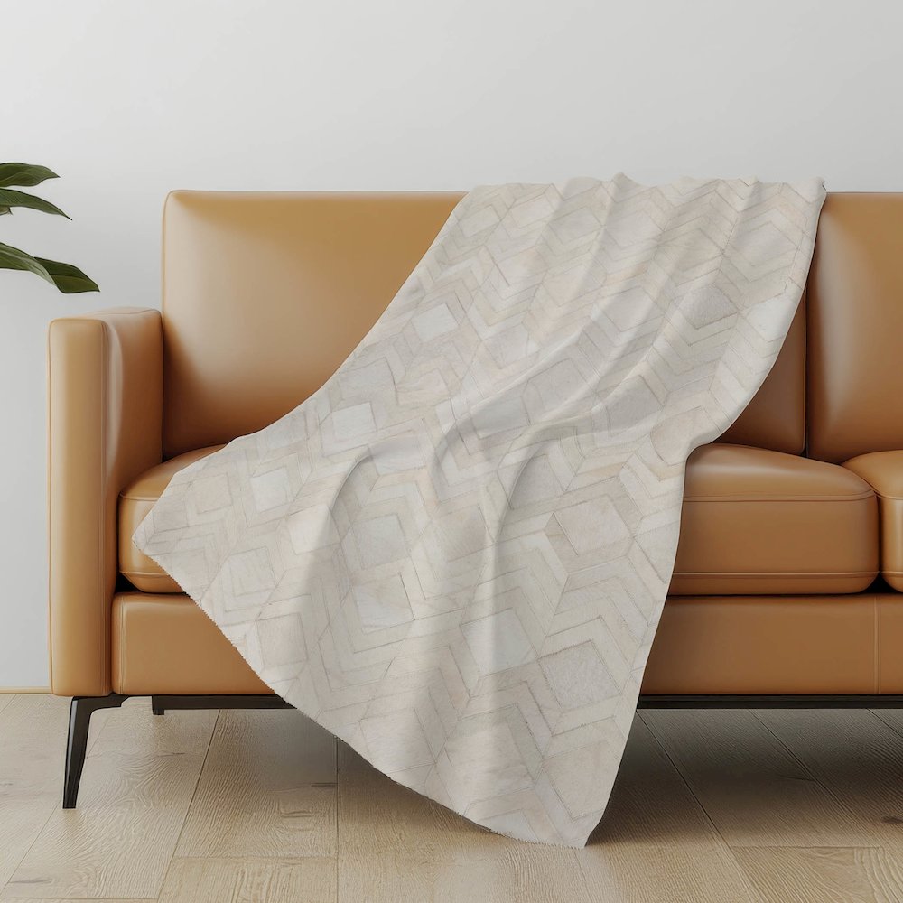 Premium Machine Washable ASB100 Ivory 50" x 70" Sherpa Throw Blanket. Picture 4