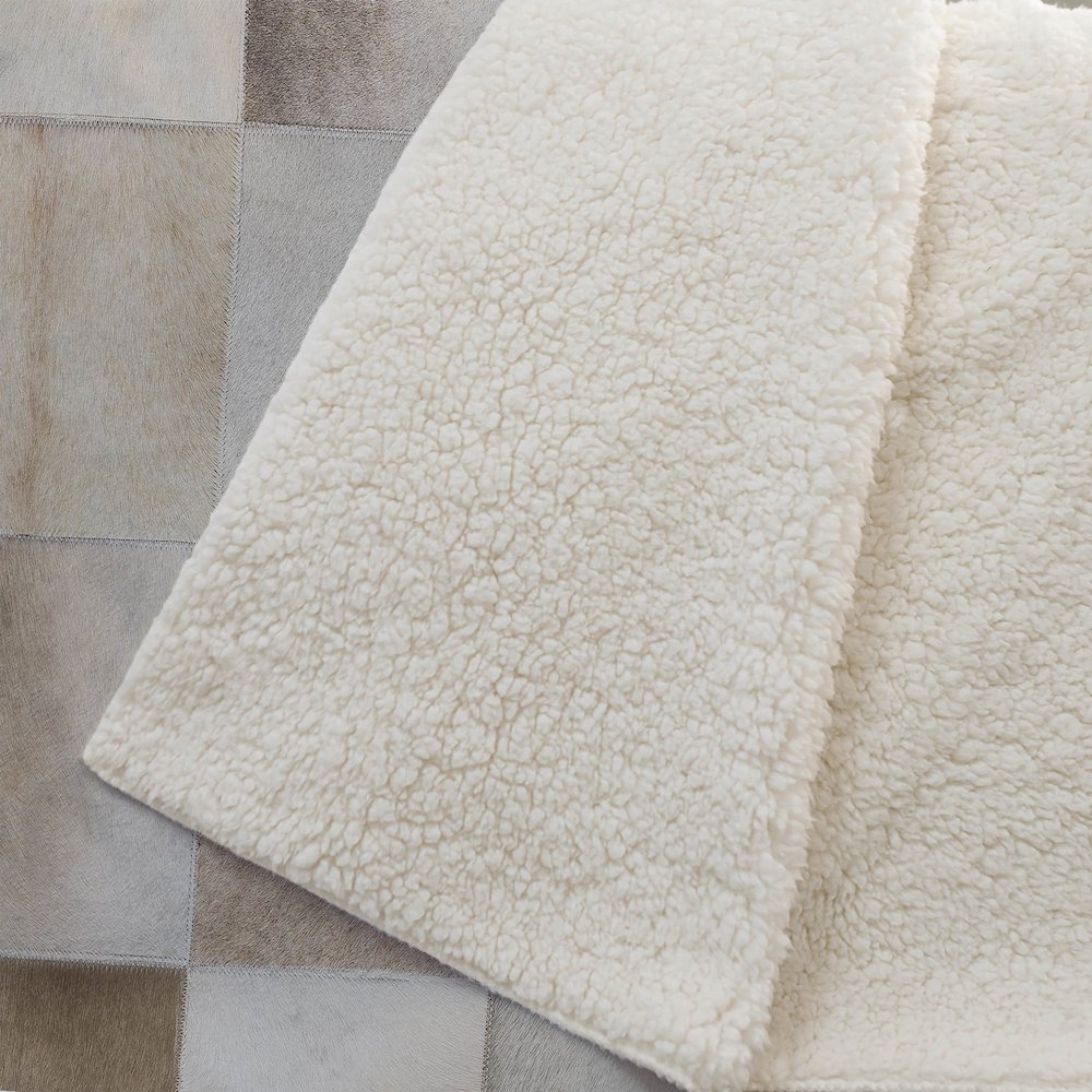 Premium Machine Washable ASB105 Taupe 50" x 70" Sherpa Throw Blanket. Picture 2