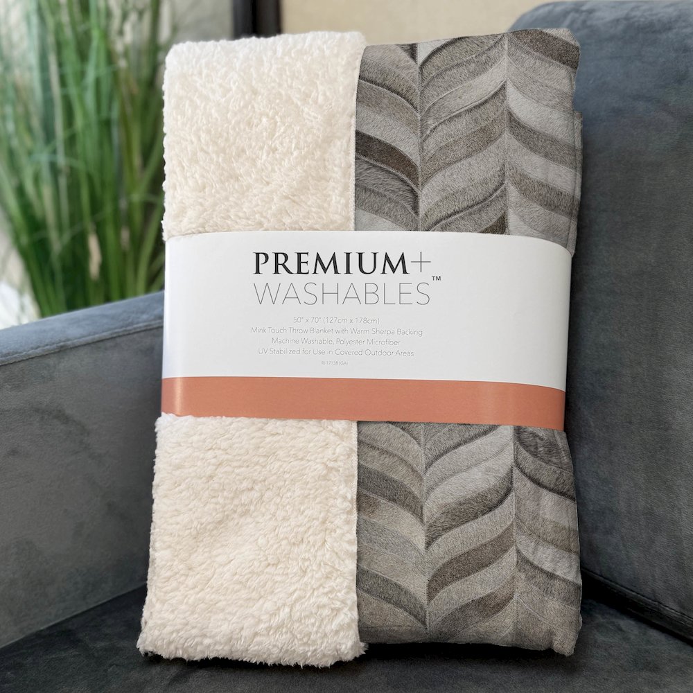 Premium Machine Washable ASB106 Gray 50" x 70" Sherpa Throw Blanket. Picture 3