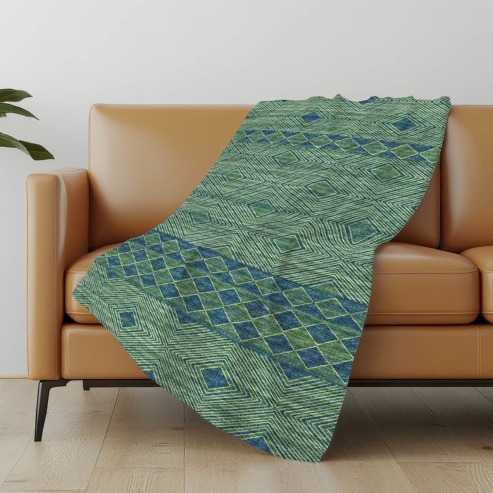 Premium Machine Washable ASB107 Green 50" x 70" Sherpa Throw Blanket. Picture 4