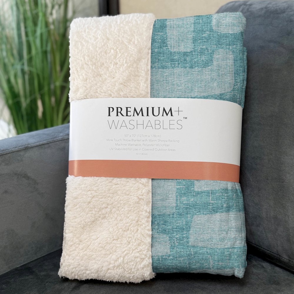 Premium Machine Washable ASB110 Turquoise 50" x 70" Sherpa Throw Blanket. Picture 3