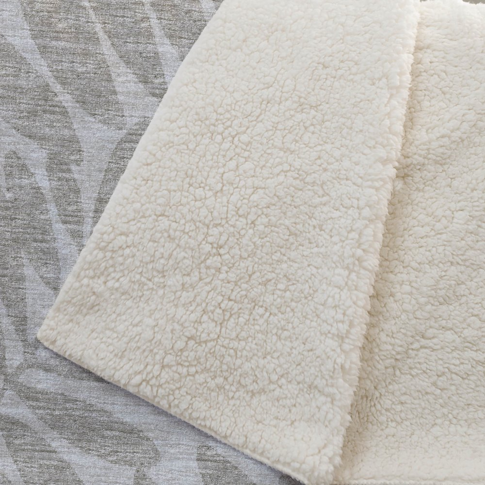Premium Machine Washable ASB111 Taupe 50" x 70" Sherpa Throw Blanket. Picture 2