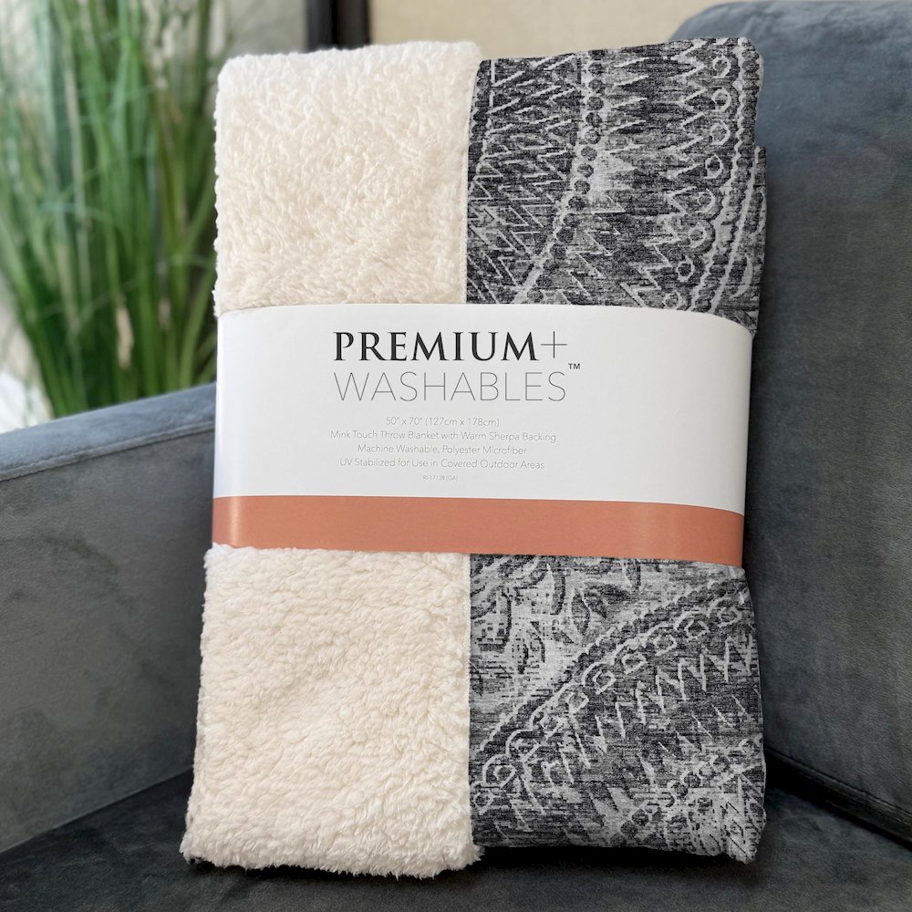 Premium Machine Washable ASB113 Gray 50" x 70" Sherpa Throw Blanket. Picture 3