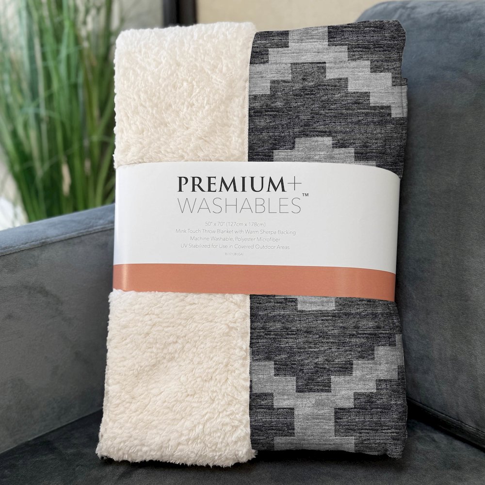 Premium Machine Washable ASB115 Gray 50" x 70" Sherpa Throw Blanket. Picture 3