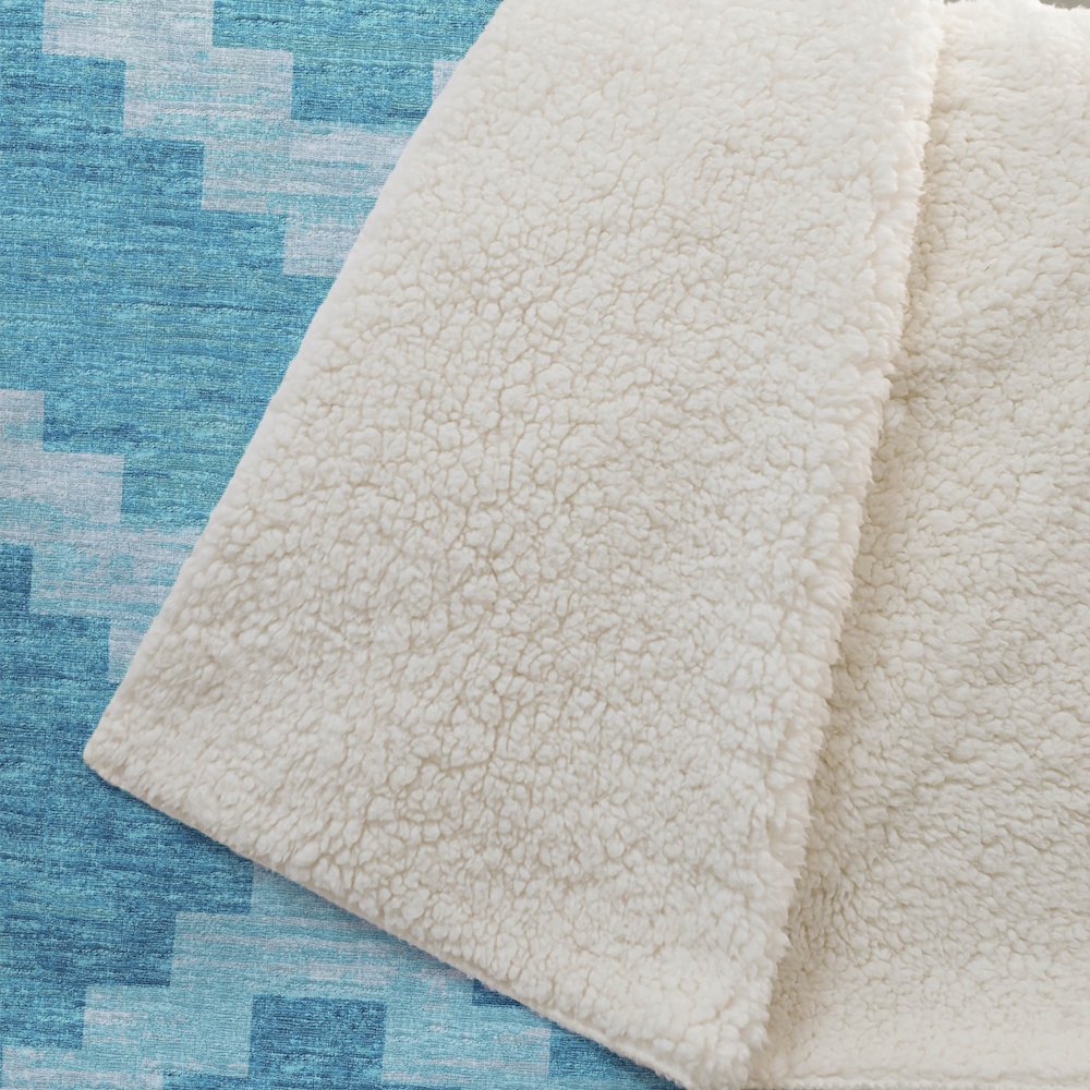 Premium Machine Washable ASB115 Turquoise 50" x 70" Sherpa Throw Blanket. Picture 2
