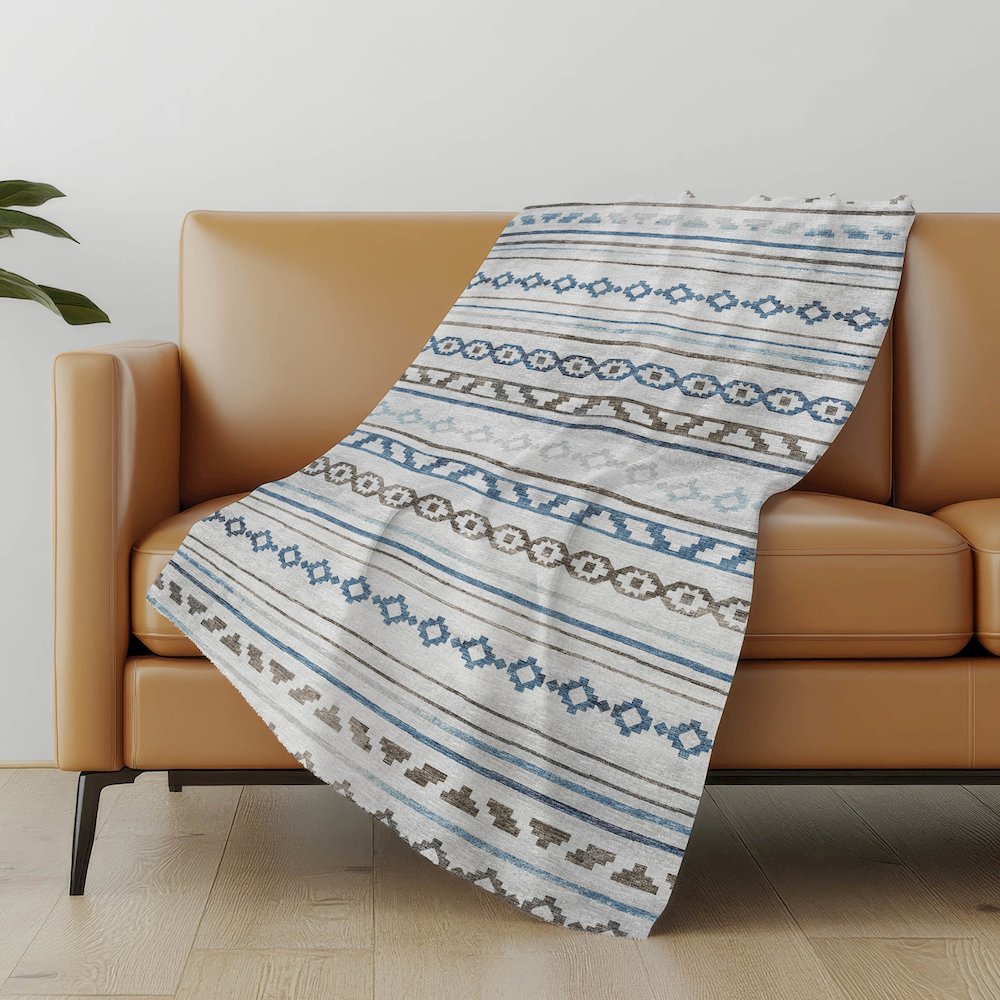 Premium Machine Washable ASB116 Gray 50" x 70" Sherpa Throw Blanket. Picture 4