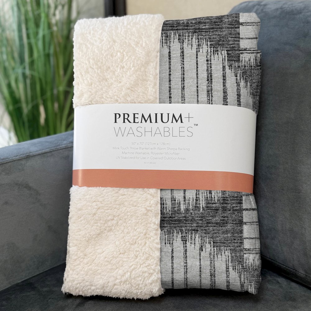 Premium Machine Washable ASB119 Gray 50" x 70" Sherpa Throw Blanket. Picture 3