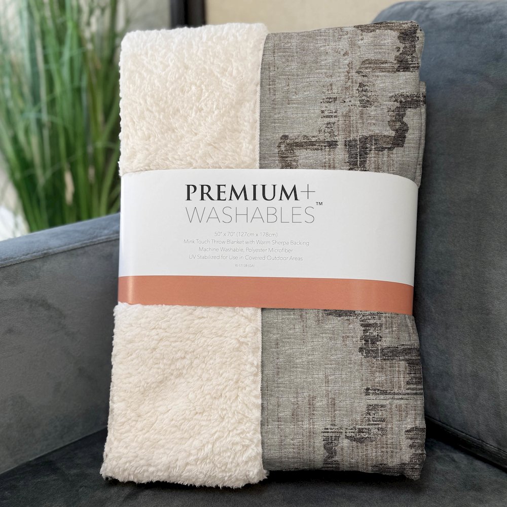Premium Machine Washable ASB121 Mocha 50" x 70" Sherpa Throw Blanket. Picture 3