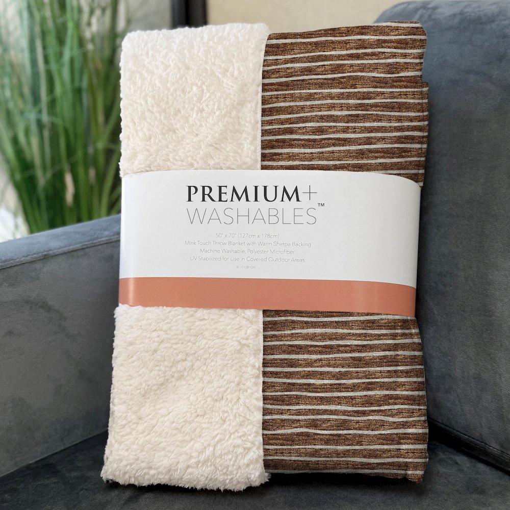 Premium Machine Washable ASB138 Paprika 50" x 70" Sherpa Throw Blanket. Picture 3