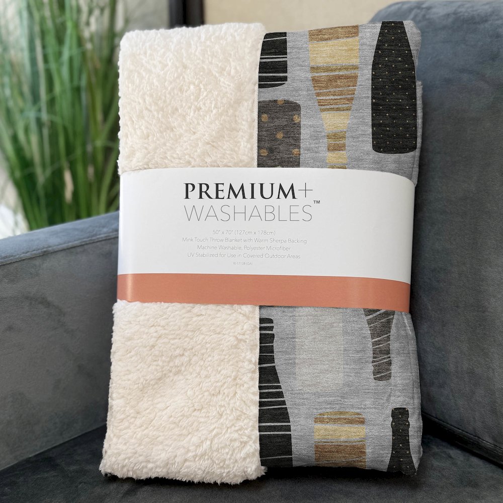 Premium Machine Washable ASB167 Gray 50" x 70" Sherpa Throw Blanket. Picture 3